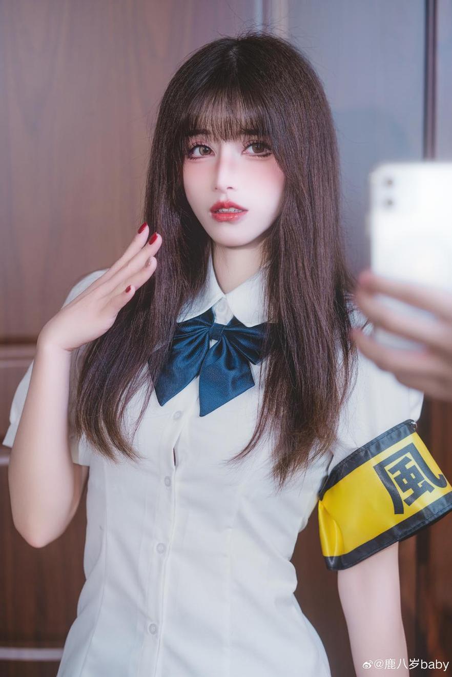 鹿八岁baby图：完美的cosplay作品，值得细细品味